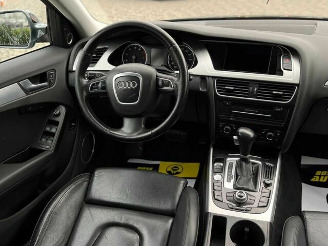 Сірий Ауді А4, об'ємом двигуна 2 л та пробігом 122 тис. км за 11600 $, фото 14 на Automoto.ua