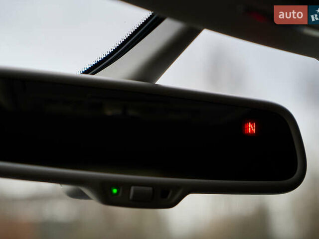 Сірий Ауді А4, об'ємом двигуна 2 л та пробігом 217 тис. км за 11999 $, фото 23 на Automoto.ua