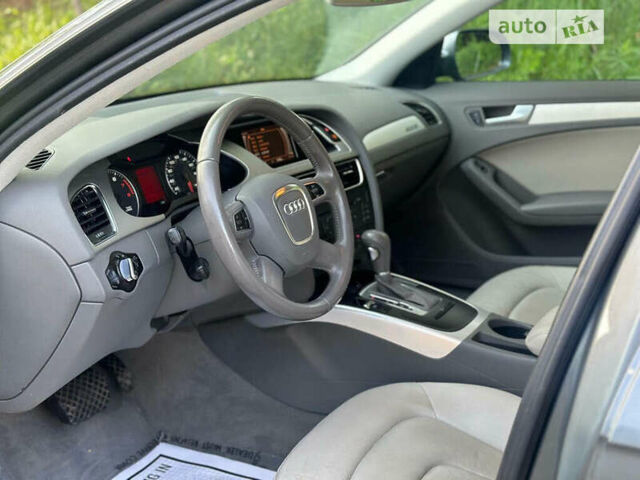 Сірий Ауді А4, об'ємом двигуна 2 л та пробігом 170 тис. км за 1250 $, фото 9 на Automoto.ua