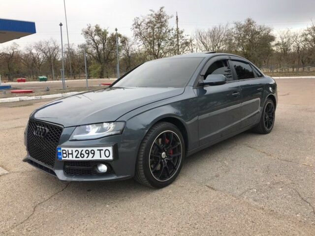 Серый Ауди А4, объемом двигателя 2 л и пробегом 230 тыс. км за 10000 $, фото 1 на Automoto.ua