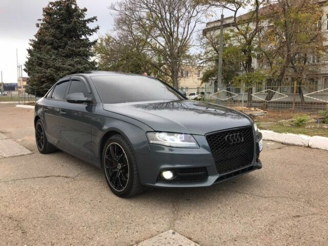 Серый Ауди А4, объемом двигателя 2 л и пробегом 230 тыс. км за 10000 $, фото 5 на Automoto.ua