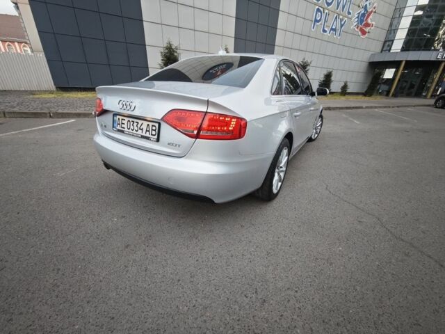 Серый Ауди А4, объемом двигателя 2 л и пробегом 260 тыс. км за 10600 $, фото 1 на Automoto.ua
