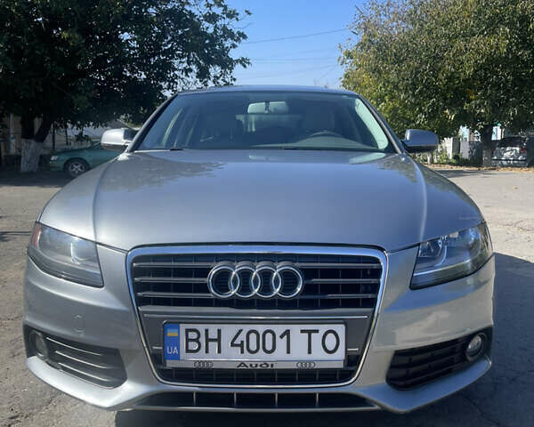Серый Ауди А4, объемом двигателя 2 л и пробегом 177 тыс. км за 9900 $, фото 6 на Automoto.ua