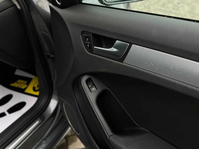 Сірий Ауді А4, об'ємом двигуна 2 л та пробігом 122 тис. км за 11600 $, фото 22 на Automoto.ua