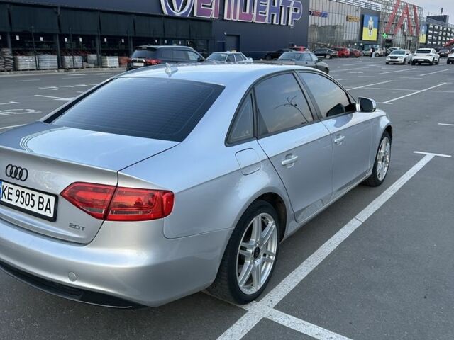 Сірий Ауді А4, об'ємом двигуна 2 л та пробігом 270 тис. км за 9800 $, фото 3 на Automoto.ua