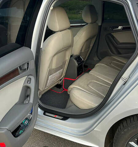 Сірий Ауді А4, об'ємом двигуна 1.98 л та пробігом 210 тис. км за 12500 $, фото 8 на Automoto.ua