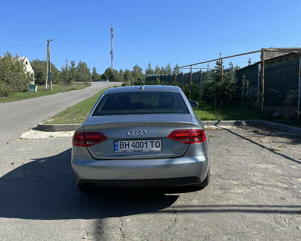 Серый Ауди А4, объемом двигателя 2 л и пробегом 177 тыс. км за 9900 $, фото 12 на Automoto.ua