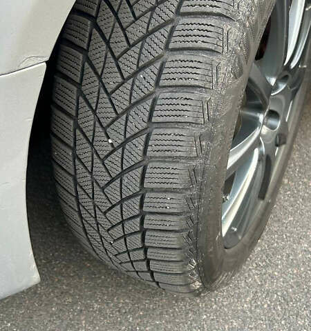 Сірий Ауді А4, об'ємом двигуна 1.98 л та пробігом 210 тис. км за 12500 $, фото 5 на Automoto.ua