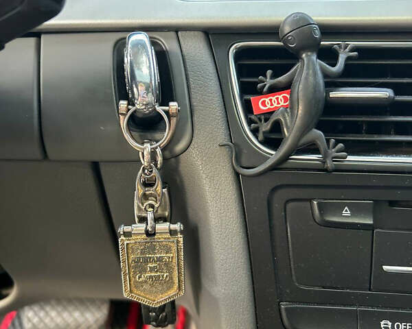 Сірий Ауді А4, об'ємом двигуна 1.98 л та пробігом 210 тис. км за 12500 $, фото 15 на Automoto.ua