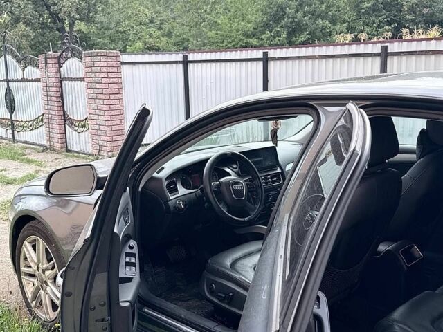 Сірий Ауді А4, об'ємом двигуна 1.98 л та пробігом 190 тис. км за 10200 $, фото 9 на Automoto.ua