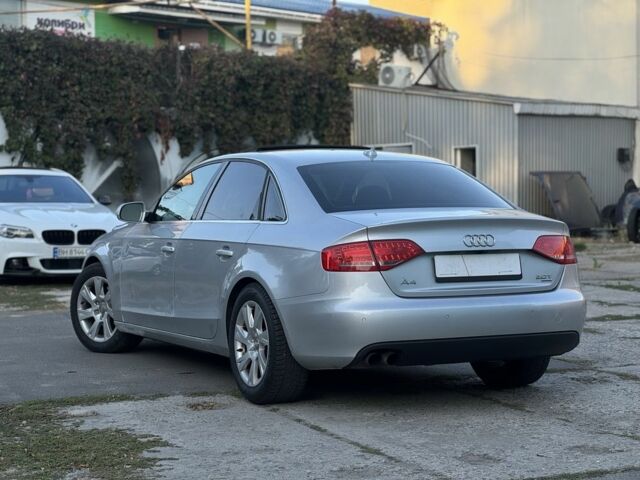 Серый Ауди А4, объемом двигателя 2 л и пробегом 213 тыс. км за 7750 $, фото 2 на Automoto.ua