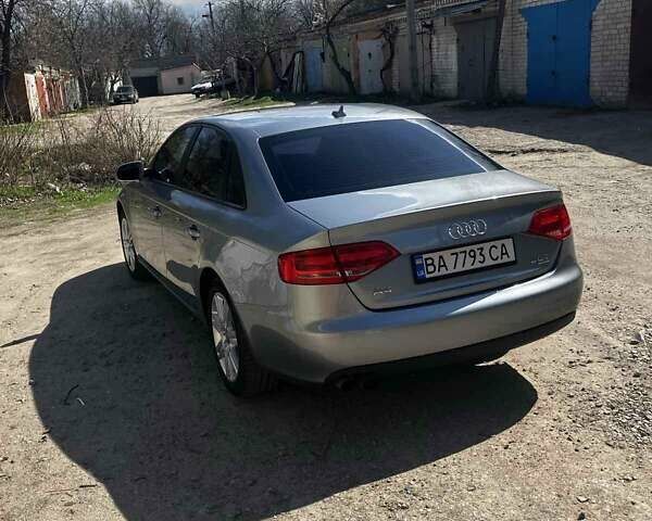 Сірий Ауді А4, об'ємом двигуна 1.98 л та пробігом 209 тис. км за 11000 $, фото 2 на Automoto.ua