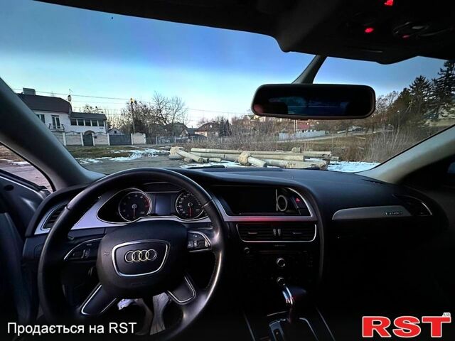 Сірий Ауді А4, об'ємом двигуна 2 л та пробігом 271 тис. км за 11500 $, фото 6 на Automoto.ua