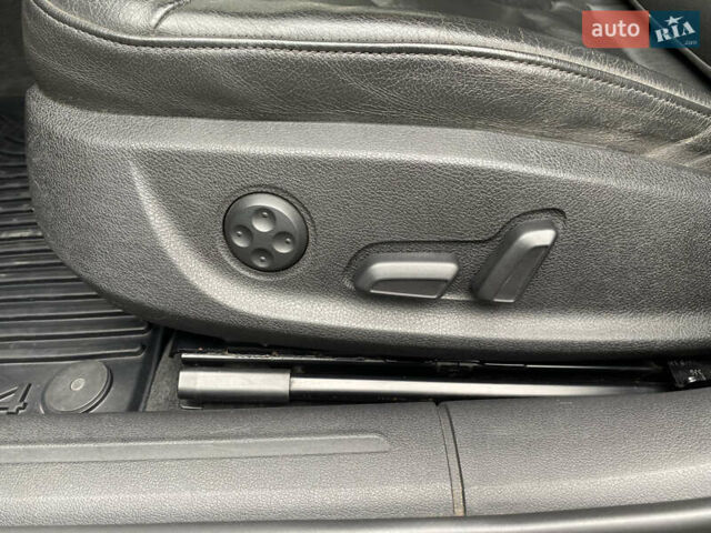 Сірий Ауді А4, об'ємом двигуна 1.98 л та пробігом 275 тис. км за 11000 $, фото 24 на Automoto.ua