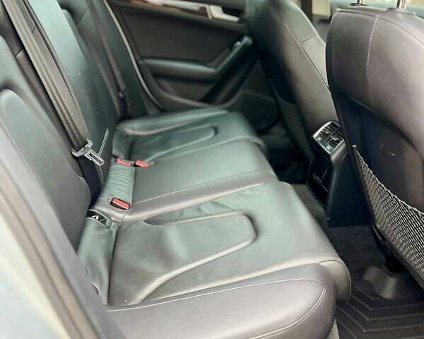 Сірий Ауді А4, об'ємом двигуна 1.98 л та пробігом 238 тис. км за 12600 $, фото 33 на Automoto.ua