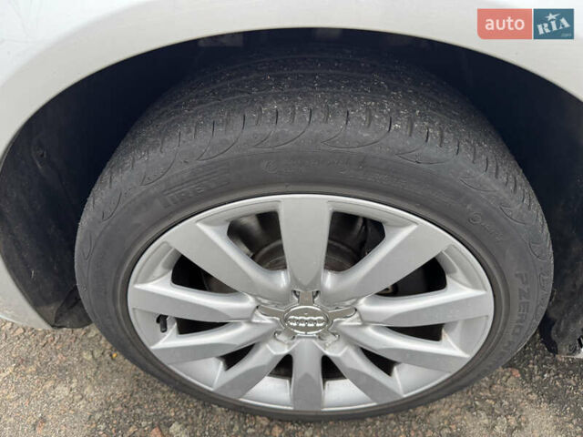 Сірий Ауді А4, об'ємом двигуна 1.98 л та пробігом 174 тис. км за 12990 $, фото 11 на Automoto.ua