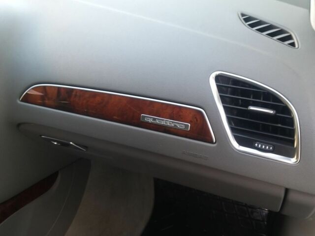 Серый Ауди А4, объемом двигателя 2 л и пробегом 193 тыс. км за 10500 $, фото 15 на Automoto.ua