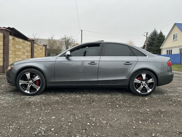 Сірий Ауді А4, об'ємом двигуна 2 л та пробігом 340 тис. км за 12500 $, фото 4 на Automoto.ua
