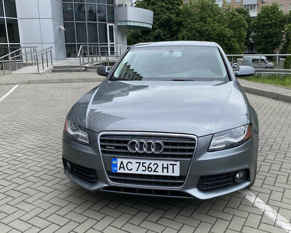 Сірий Ауді А4, об'ємом двигуна 1.98 л та пробігом 275 тис. км за 11000 $, фото 6 на Automoto.ua