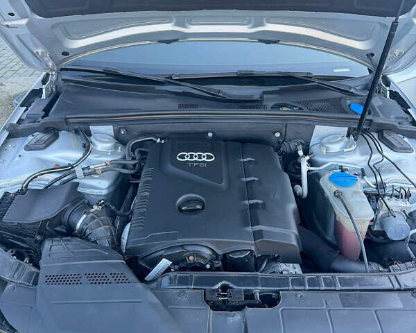 Серый Ауди А4, объемом двигателя 2 л и пробегом 280 тыс. км за 9200 $, фото 7 на Automoto.ua