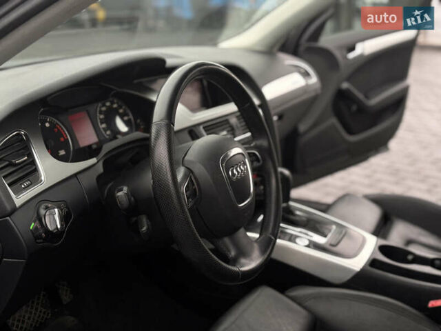 Сірий Ауді А4, об'ємом двигуна 2 л та пробігом 168 тис. км за 9750 $, фото 15 на Automoto.ua