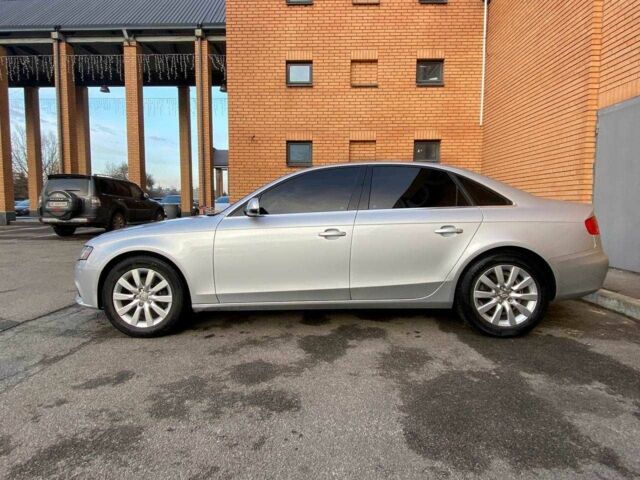 Сірий Ауді А4, об'ємом двигуна 2 л та пробігом 280 тис. км за 11500 $, фото 2 на Automoto.ua