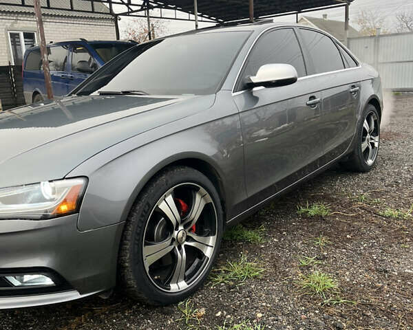 Сірий Ауді А4, об'ємом двигуна 1.98 л та пробігом 340 тис. км за 12500 $, фото 1 на Automoto.ua