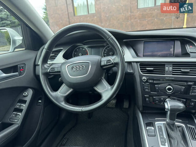 Сірий Ауді А4, об'ємом двигуна 1.98 л та пробігом 165 тис. км за 11200 $, фото 9 на Automoto.ua