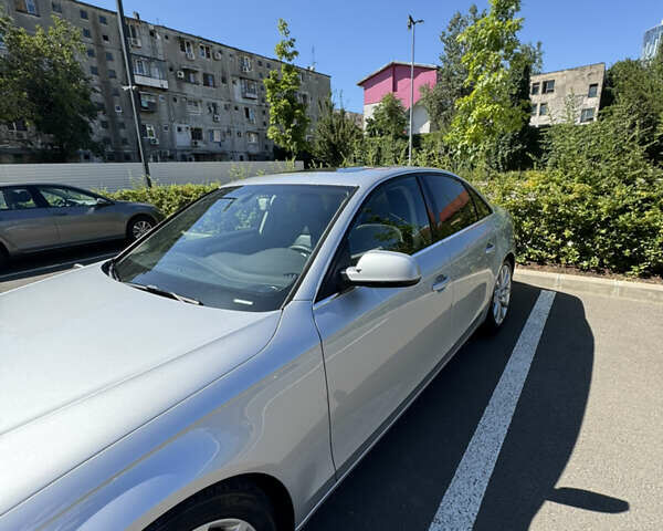 Сірий Ауді А4, об'ємом двигуна 2 л та пробігом 307 тис. км за 11000 $, фото 20 на Automoto.ua