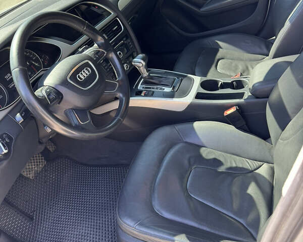 Сірий Ауді А4, об'ємом двигуна 1.98 л та пробігом 164 тис. км за 11700 $, фото 9 на Automoto.ua