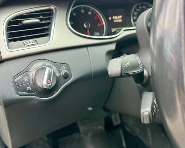 Сірий Ауді А4, об'ємом двигуна 1.98 л та пробігом 238 тис. км за 12600 $, фото 26 на Automoto.ua