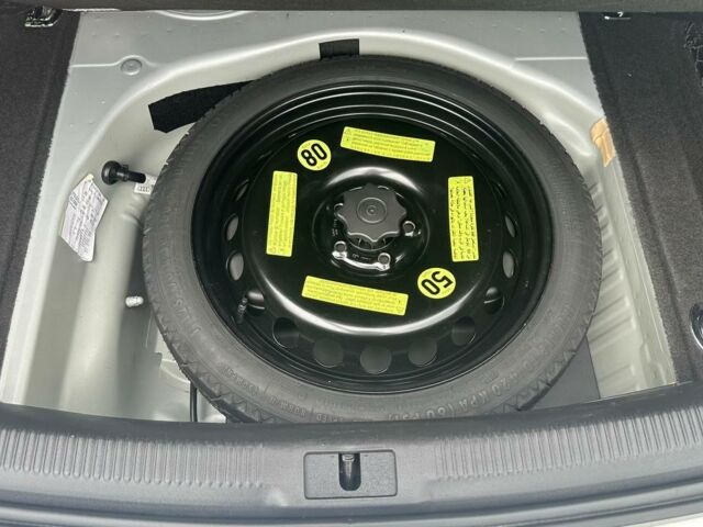 Серый Ауди А4, объемом двигателя 2 л и пробегом 250 тыс. км за 10300 $, фото 11 на Automoto.ua