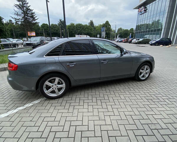 Сірий Ауді А4, об'ємом двигуна 1.98 л та пробігом 275 тис. км за 11000 $, фото 9 на Automoto.ua