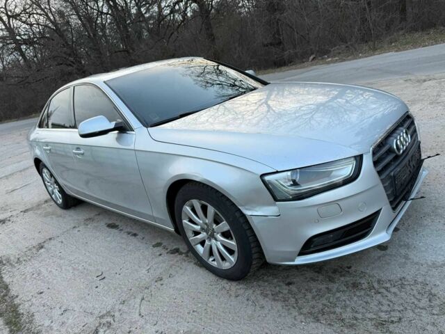 Серый Ауди А4, объемом двигателя 2 л и пробегом 180 тыс. км за 10800 $, фото 5 на Automoto.ua