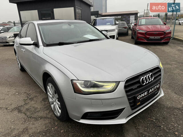 Сірий Ауді А4, об'ємом двигуна 1.98 л та пробігом 174 тис. км за 12990 $, фото 4 на Automoto.ua