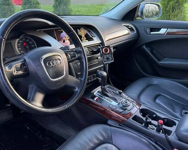 Сірий Ауді А4, об'ємом двигуна 2 л та пробігом 248 тис. км за 11000 $, фото 6 на Automoto.ua