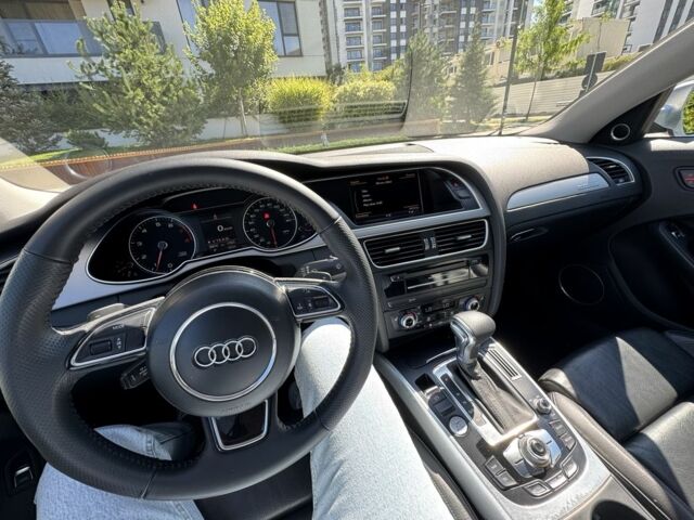 Серый Ауди А4, объемом двигателя 2 л и пробегом 307 тыс. км за 11000 $, фото 9 на Automoto.ua