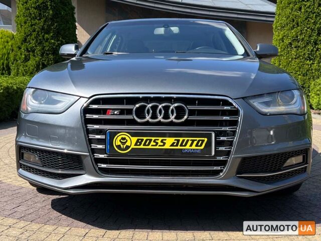 Ауди А4 2012 в Львове на Automoto.ua Серый Ауди А4, объемом двигателя 2 л и пробегом 204 тыс. км за 14200 $, фото 1 на Automoto.ua