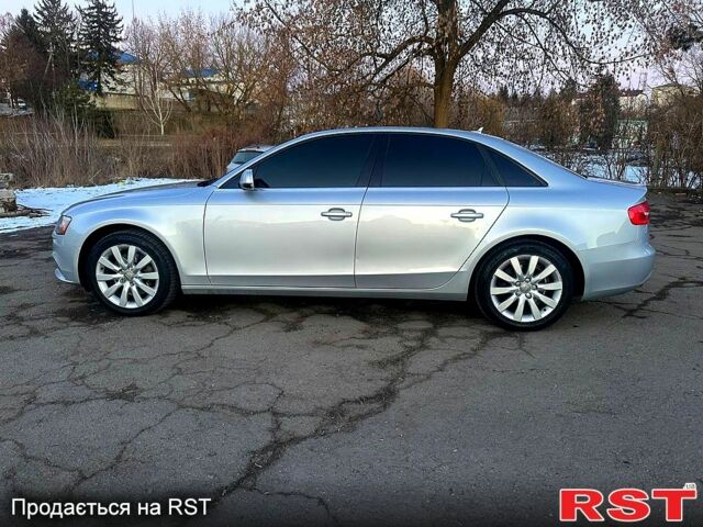 Сірий Ауді А4, об'ємом двигуна 2 л та пробігом 271 тис. км за 11500 $, фото 4 на Automoto.ua