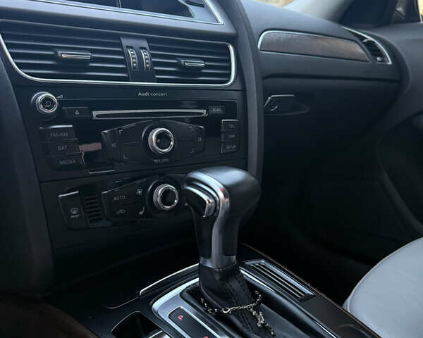 Серый Ауди А4, объемом двигателя 1.98 л и пробегом 170 тыс. км за 12899 $, фото 16 на Automoto.ua