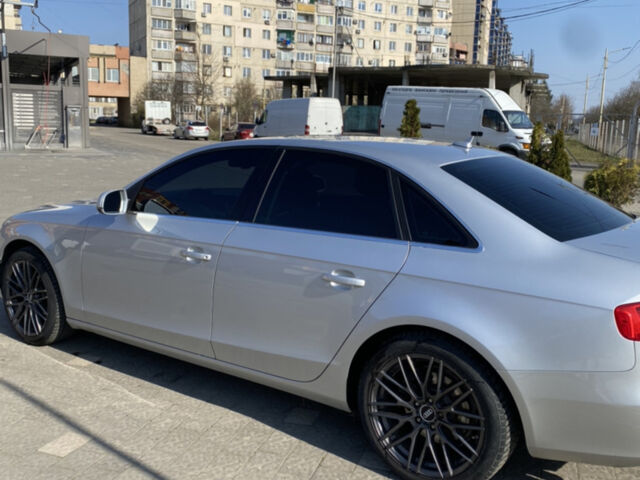 Серый Ауди А4, объемом двигателя 2 л и пробегом 212 тыс. км за 11500 $, фото 2 на Automoto.ua