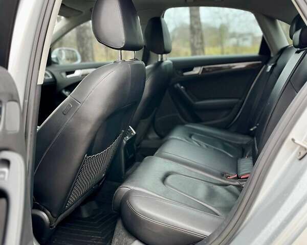 Сірий Ауді А4, об'ємом двигуна 1.98 л та пробігом 238 тис. км за 12600 $, фото 34 на Automoto.ua