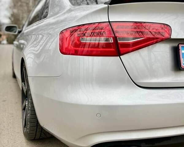 Сірий Ауді А4, об'ємом двигуна 1.98 л та пробігом 238 тис. км за 12600 $, фото 14 на Automoto.ua