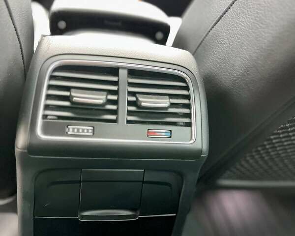 Сірий Ауді А4, об'ємом двигуна 1.98 л та пробігом 238 тис. км за 12600 $, фото 39 на Automoto.ua