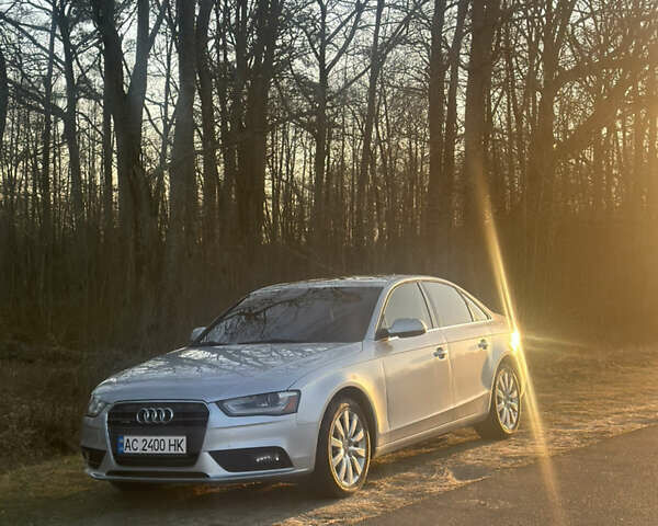 Сірий Ауді А4, об'ємом двигуна 1.98 л та пробігом 274 тис. км за 9999 $, фото 1 на Automoto.ua