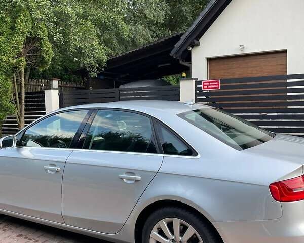 Серый Ауди А4, объемом двигателя 2 л и пробегом 148 тыс. км за 12500 $, фото 2 на Automoto.ua