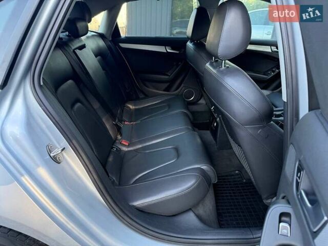 Сірий Ауді А4, об'ємом двигуна 1.98 л та пробігом 202 тис. км за 9900 $, фото 33 на Automoto.ua