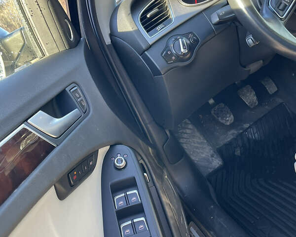 Серый Ауди А4, объемом двигателя 2 л и пробегом 162 тыс. км за 12950 $, фото 9 на Automoto.ua