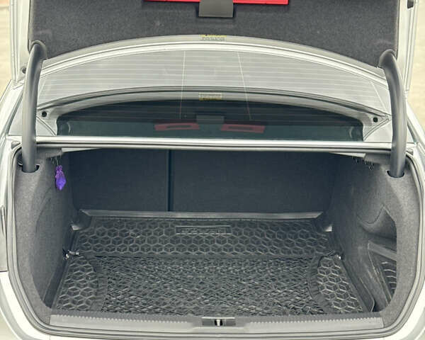 Серый Ауди А4, объемом двигателя 1.97 л и пробегом 105 тыс. км за 16900 $, фото 19 на Automoto.ua