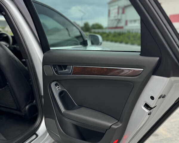 Сірий Ауді А4, об'ємом двигуна 1.98 л та пробігом 189 тис. км за 13200 $, фото 22 на Automoto.ua